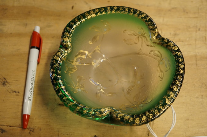 Daum signed glass bowl