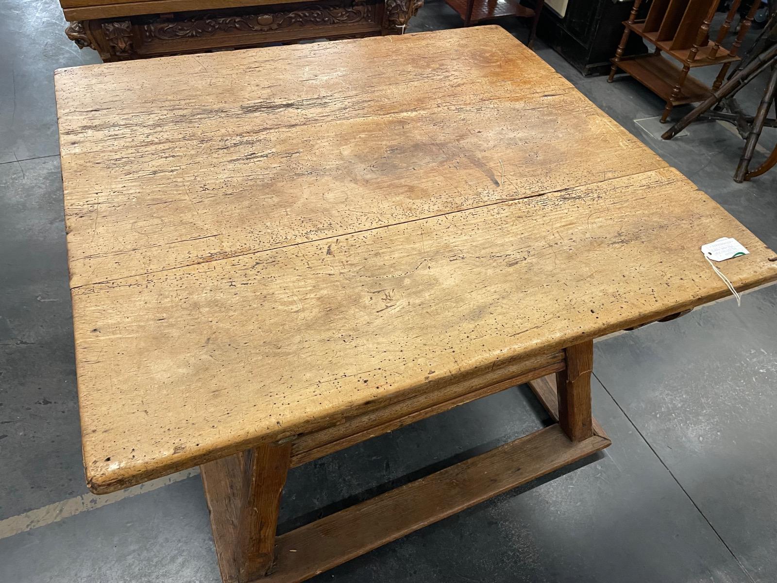 Antique Austrian table 