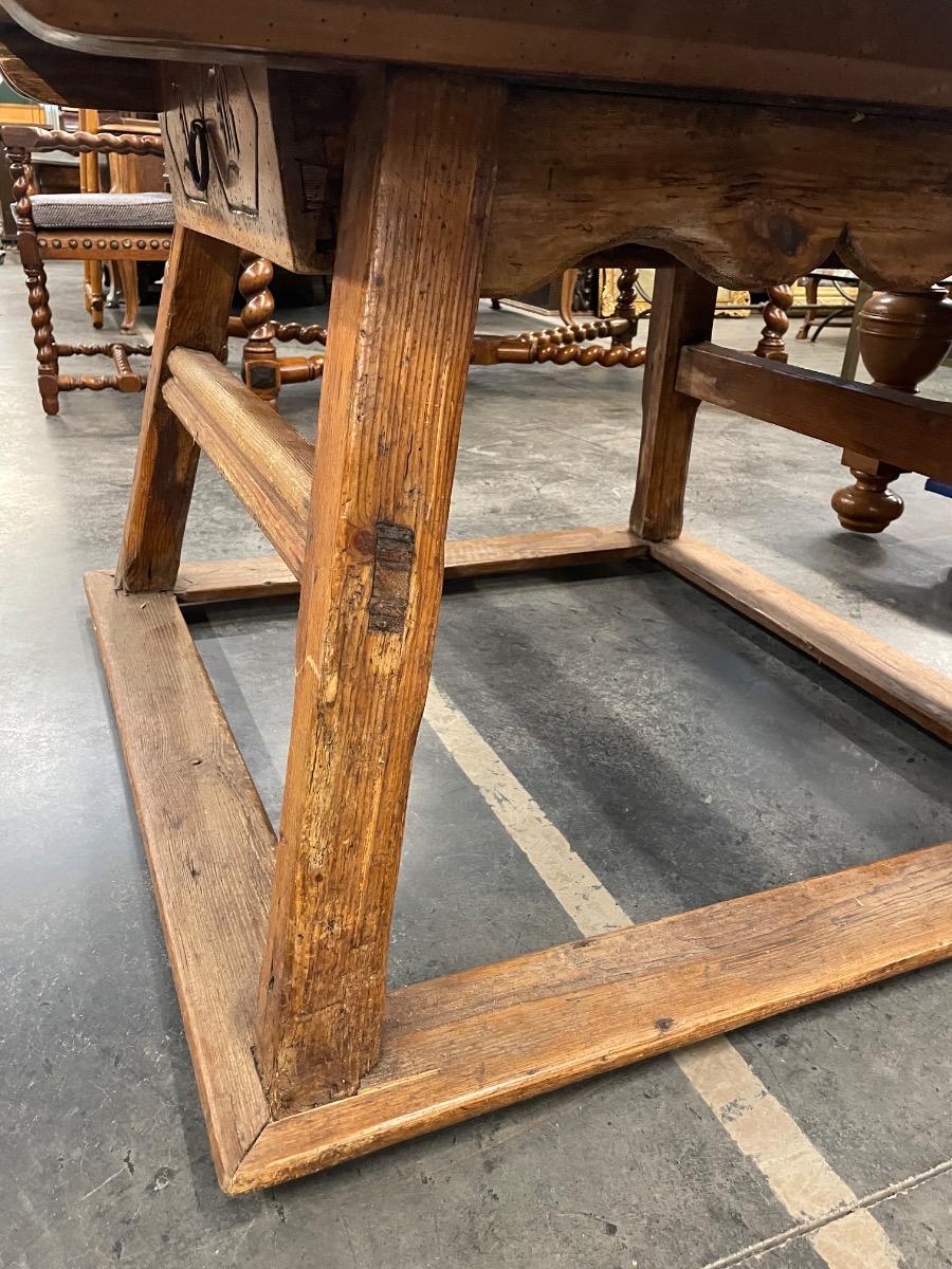 Antique Austrian table 