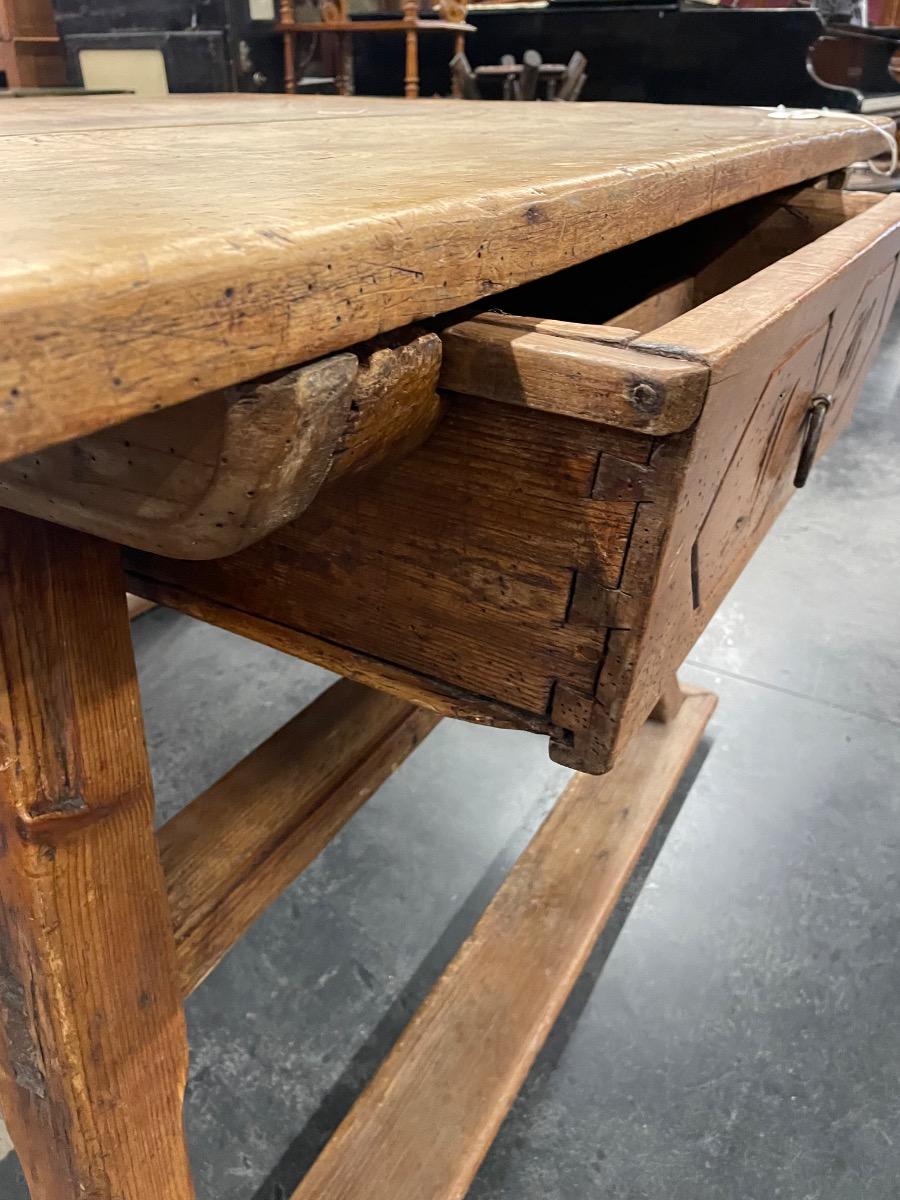 Antique Austrian table 