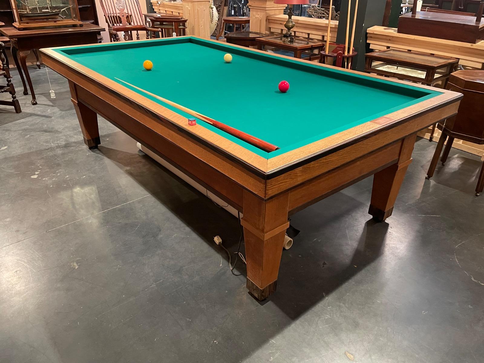 Art deco billiard table. 255x140x80H cm