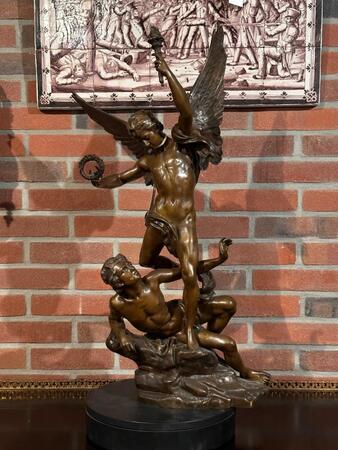Bronze sculpture “Victoire Triomphante” signed by Vitalborny, 23x35x75h cm