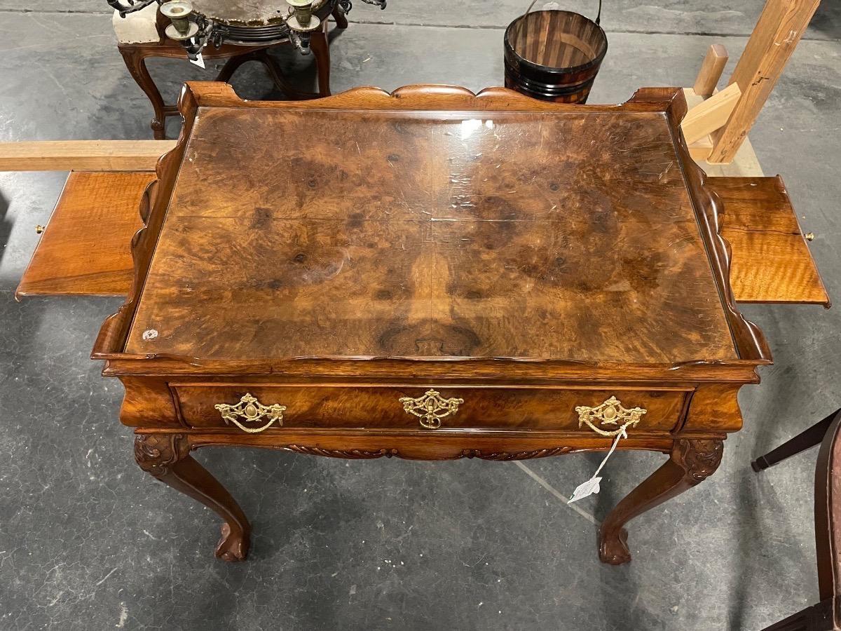 Dutch walnut tea table