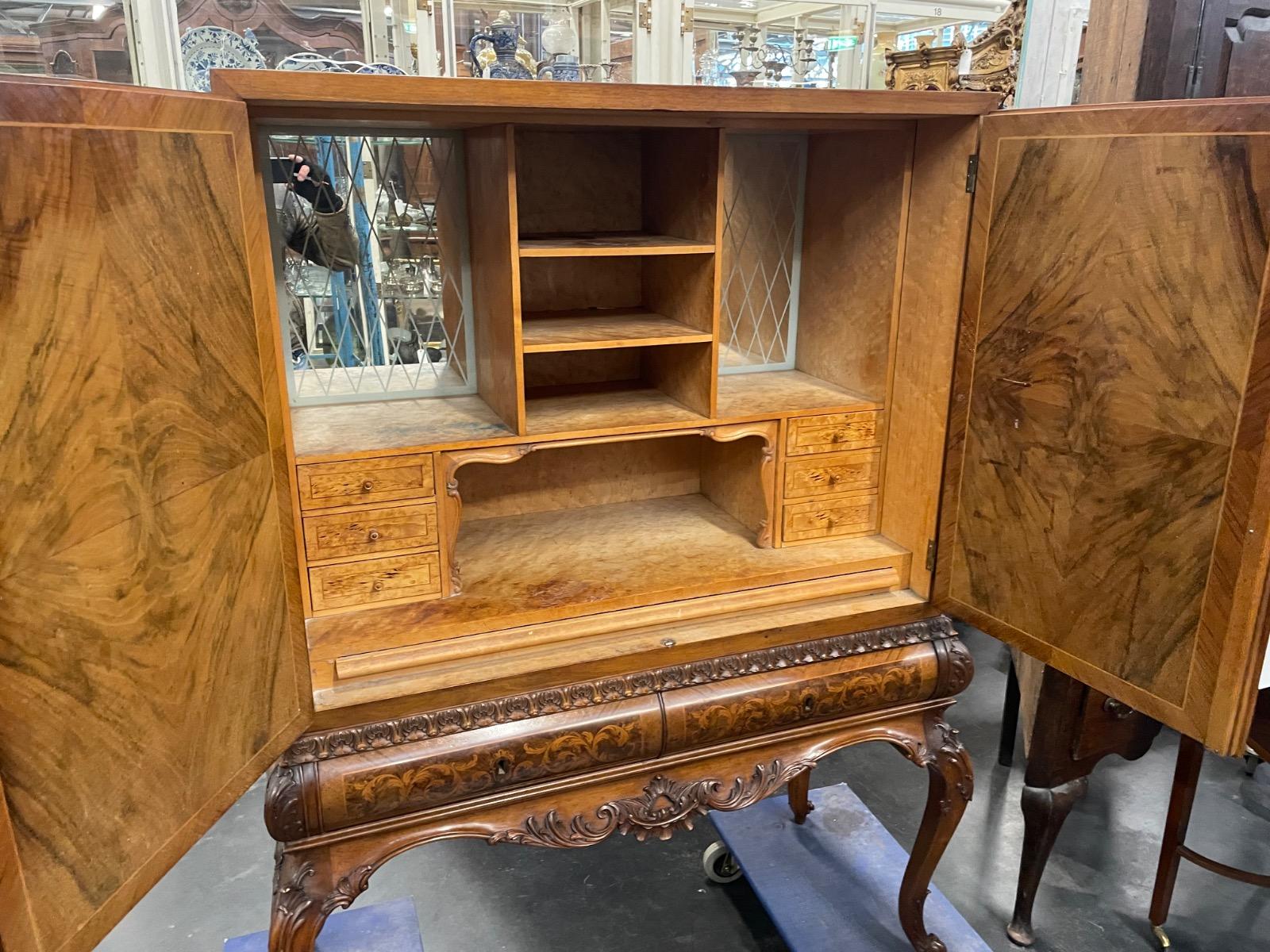 Early 20th century Walnut bar 