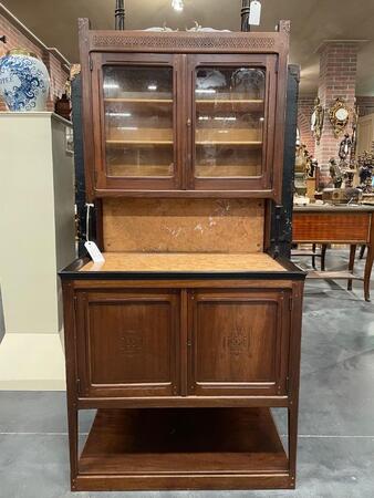 Jac. van den Bosch (1868-1948) cabinet