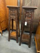 Pair of colonial pedestal tables. 116 cm tall